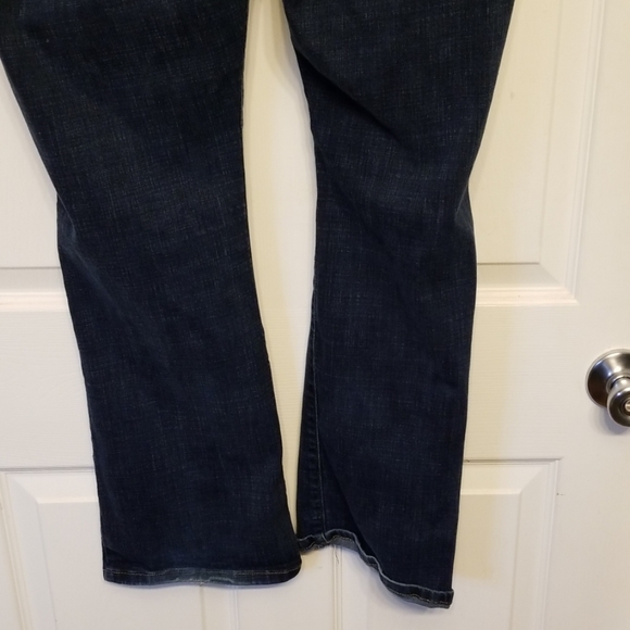 Levi's Classic Bootcut Jeans - Picture 4 of 6